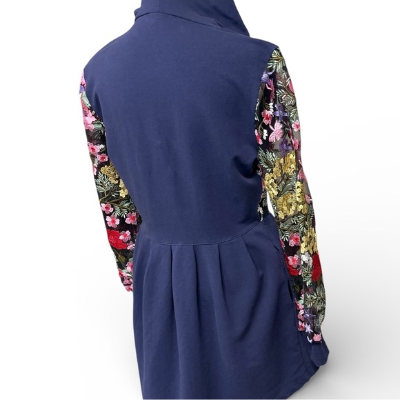 Boston Proper Navy Floral Embroidered Hoodie Jacket Size Small - Picture 9 of 11